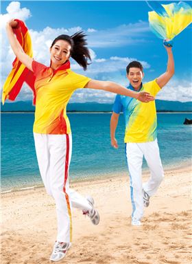 杏耀运动裤模特的穿着展示