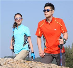 杏耀T恤模特展示