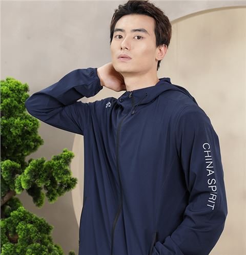 新款休闲杏耀运动风衣外套定做厂家26665_26666