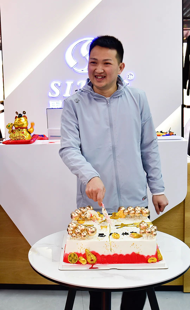 杏耀平台昆明店开业图21 杏耀平台昆明店开业图21